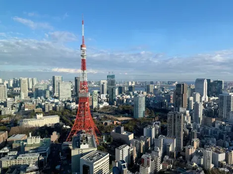 View of Tokyo Tower from the 33rd floor sky lounge