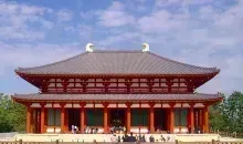 Large red and white hall of Kofukuji