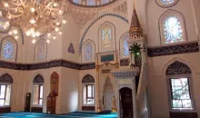 L'intérieur de la mosquée Tokyo Camii, la plus grande du Japon.