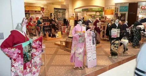 Magasin de kimono à Tokyo