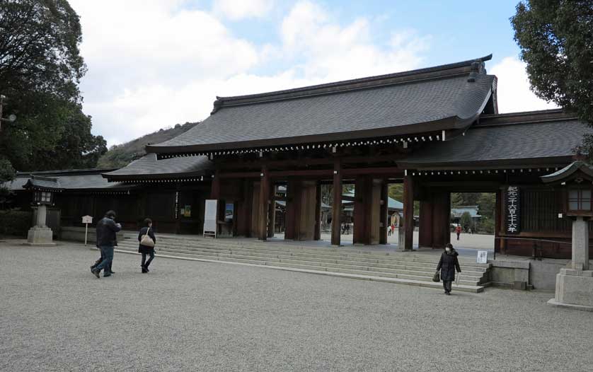 The First Emperor of Japan - Kashihara, Nara - Japan Travel