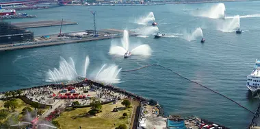 Water spraying (Kobe City Fire Department)