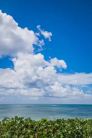Une plage d'Okinawa, au sud du Japon