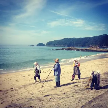 Nettoyage de la côte japonaise