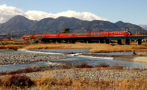 Odakyu Romance Car GSE 70000