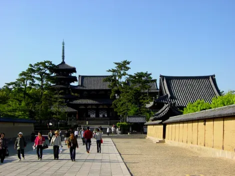 Los edificios del complejo templario Hōryū-ji