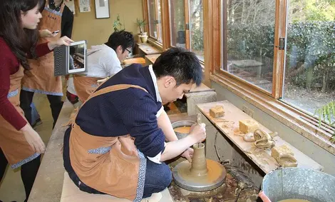 Taller de cerámica en Shigaraki.