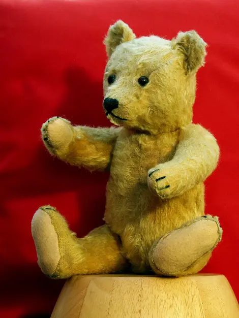 Un ours en peluche allemand de 1954