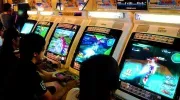 A Tokyo, les bornes d'arcades de Taito (Akihabara) regroupent les hardocre gamer les plus doués. 