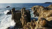 Vue sur la falaise et sur la mer