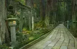 La nécropole d'Okunoin, sur la montagne sacrée de Koyasan