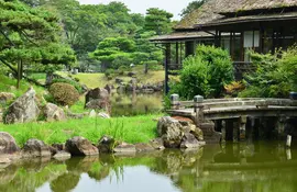 Genkyuen, the sublime garden of Hikone castle