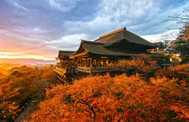 Easy access to Kiyomizudera with unlimited regional subway and buss pass!