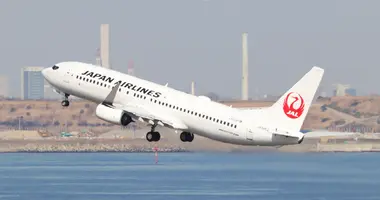 Un avion JAL  Un avion JAL
