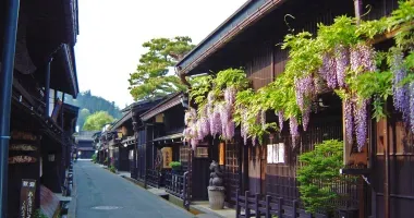 Une allée traditionnelle à Takayama.