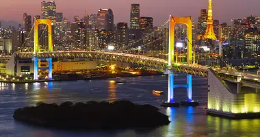 El Rainbow Bridge de Tokio.