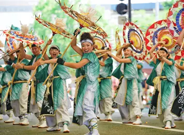 The festival of the parasols, Shan shan matsuri The festival of the parasols, Shan shan matsuri