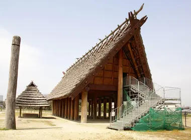 Yayoi-style longhouse Yayoi-style longhouse