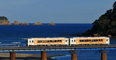 Umisachi-Yamasachi Joyful train Kyushu