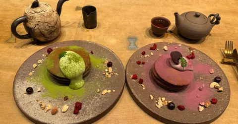 Dorayaki and black tea at Nota in Kyoto