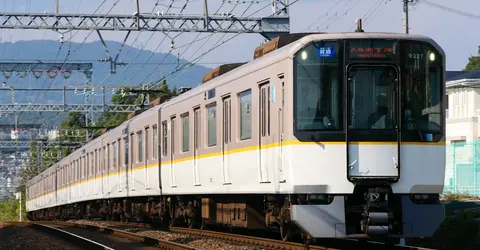 Train on the Kintetsu Railway