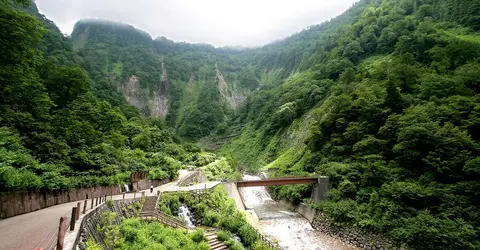 Chemin de randonnée à Tateyama Kurobe