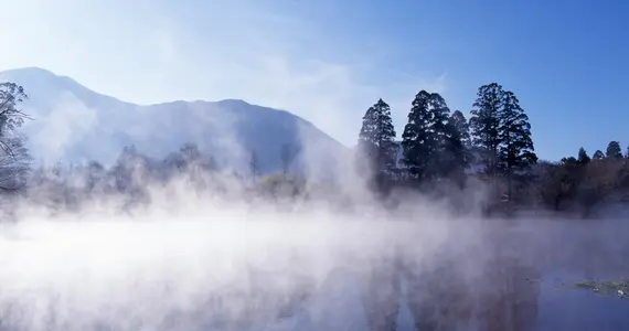 Lago Kinrin-ko, le acque fumanti