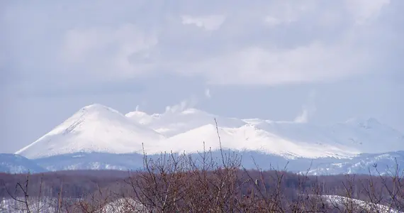 Le mont Oakan, au dessus du lac Akan