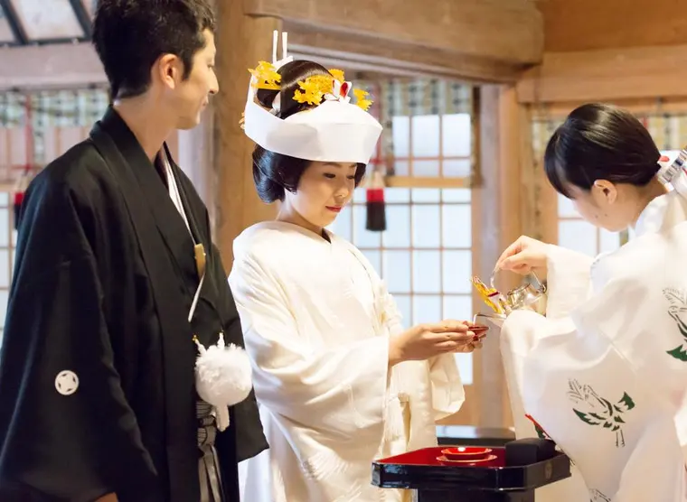 Que Donne-T-On Comme Cadeau De Mariage Au Japon ? Découvrez Ici